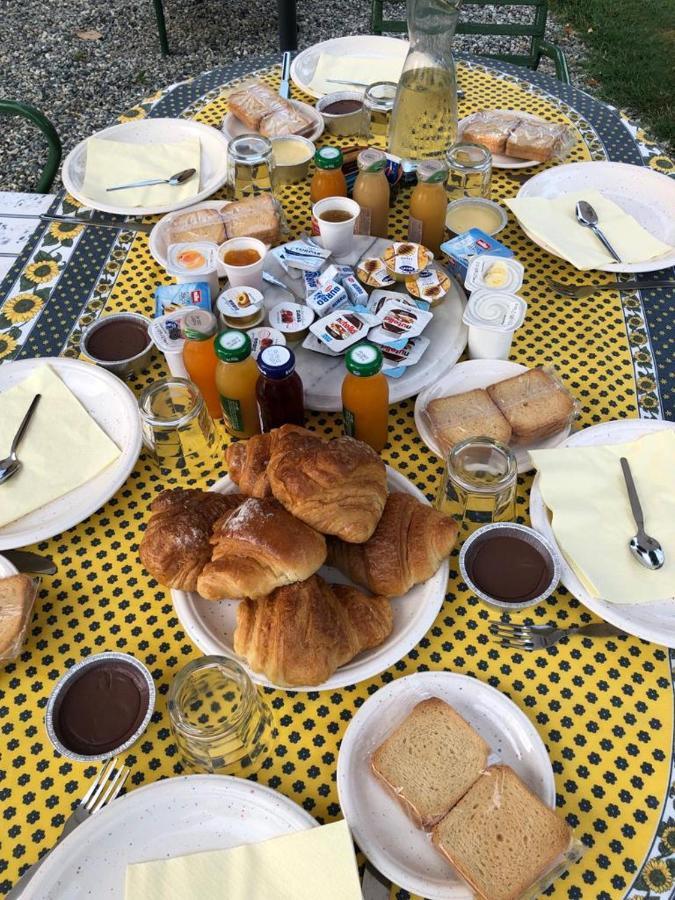 Cascina La Barona Bed & Breakfast Savigliano Luaran gambar