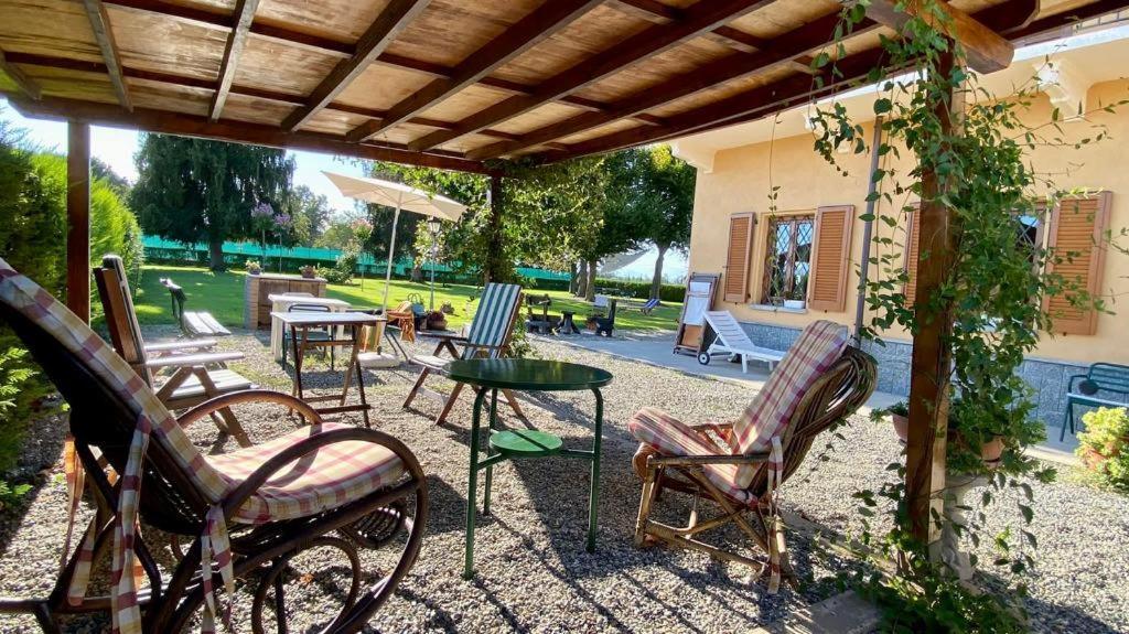 Cascina La Barona Bed & Breakfast Savigliano Luaran gambar