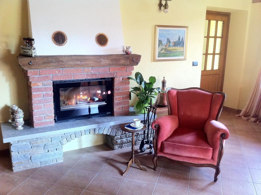 Cascina La Barona Bed & Breakfast Savigliano Luaran gambar
